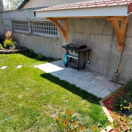 Sejour Au Jardin De Cupidon Avec Jacuzzi Et Sauna Balbigny Εξωτερικό φωτογραφία