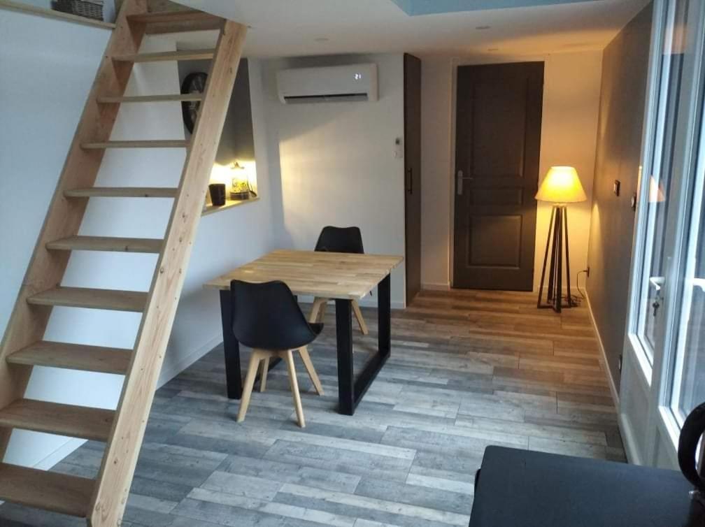 Sejour Au Jardin De Cupidon Avec Jacuzzi Et Sauna Balbigny Εξωτερικό φωτογραφία