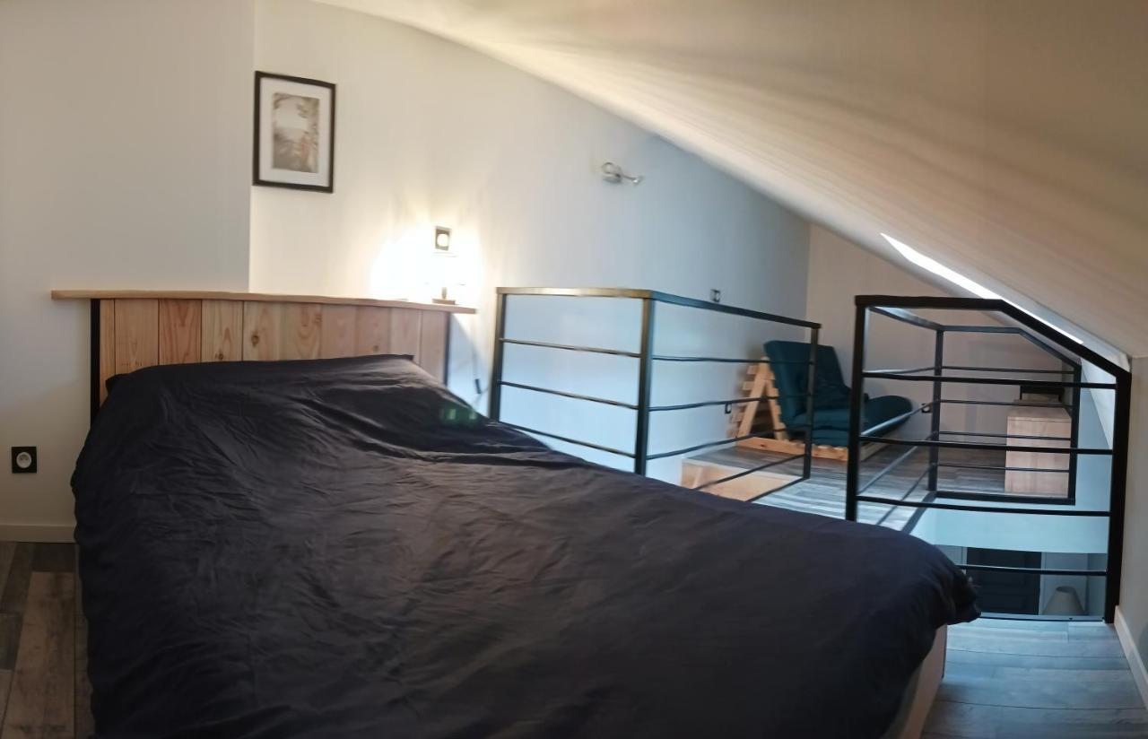 Sejour Au Jardin De Cupidon Avec Jacuzzi Et Sauna Balbigny Εξωτερικό φωτογραφία