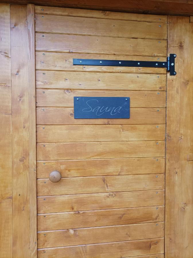 Sejour Au Jardin De Cupidon Avec Jacuzzi Et Sauna Balbigny Εξωτερικό φωτογραφία